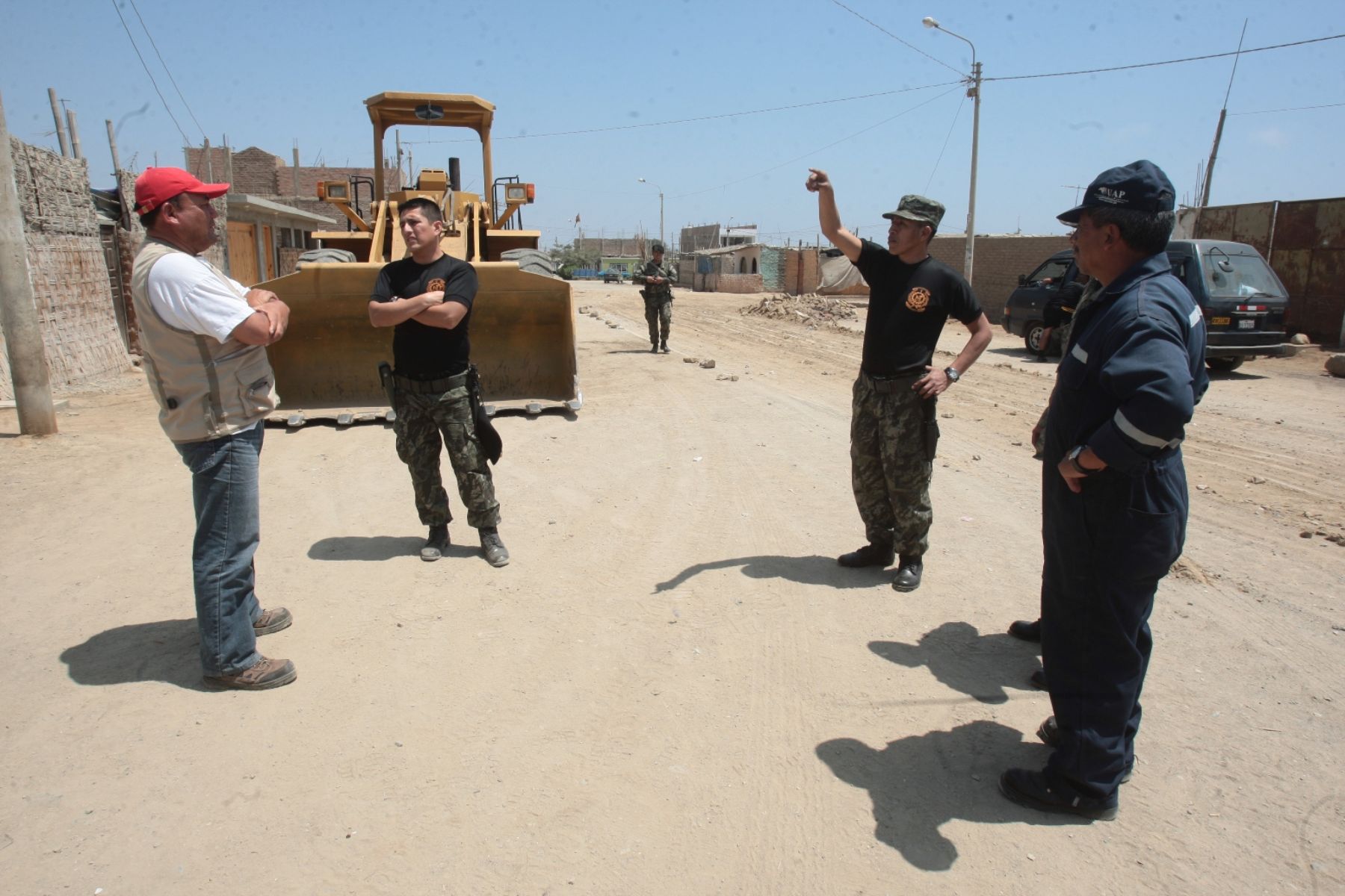 Batallones de ingeniería del Ejército inician hoy los trabajos de reconstrucción en Pueblo Nuevo, Chincha.
Foto: ANDINA/Juan Carlos Guzmán Negrini.