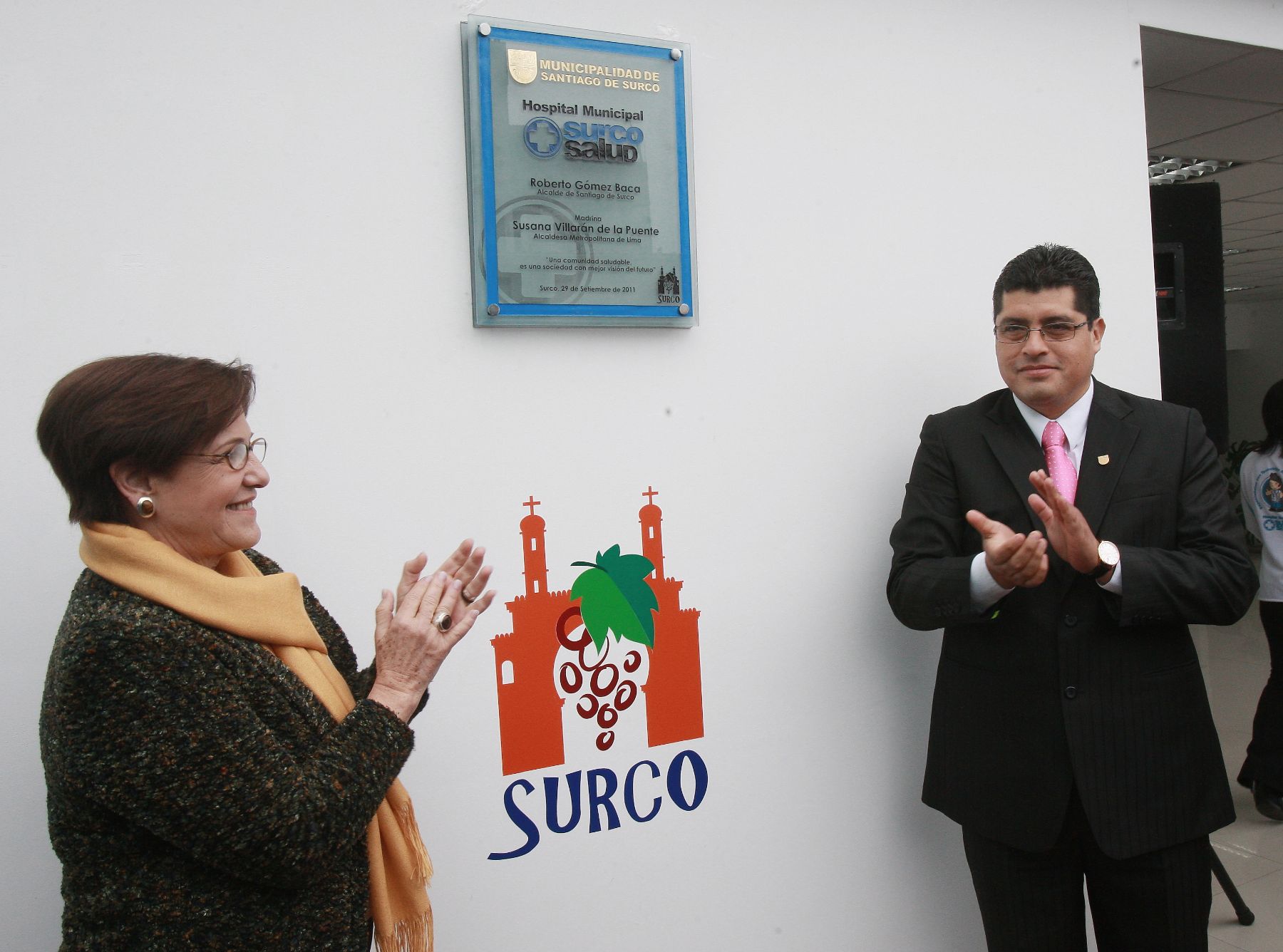 Alcaldesa de Lima, Susana Villarán; y alcalde de Surco, Roberto Gómez, inauguraro primer Hospital Municipal de ese distrito. Foto: ANDINA/Norman Córdova.