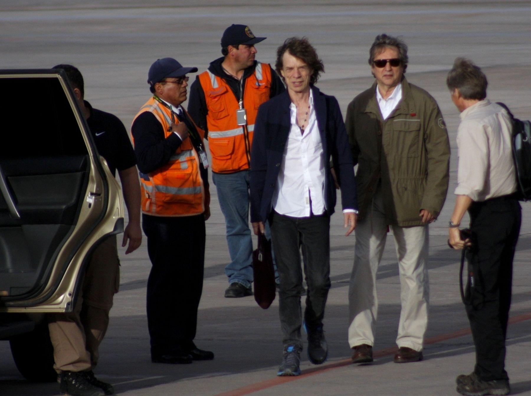 Llegada de Mick Jagger al aeropuerto de Cusco. Foto: ANDINA/Percy Hurtado.