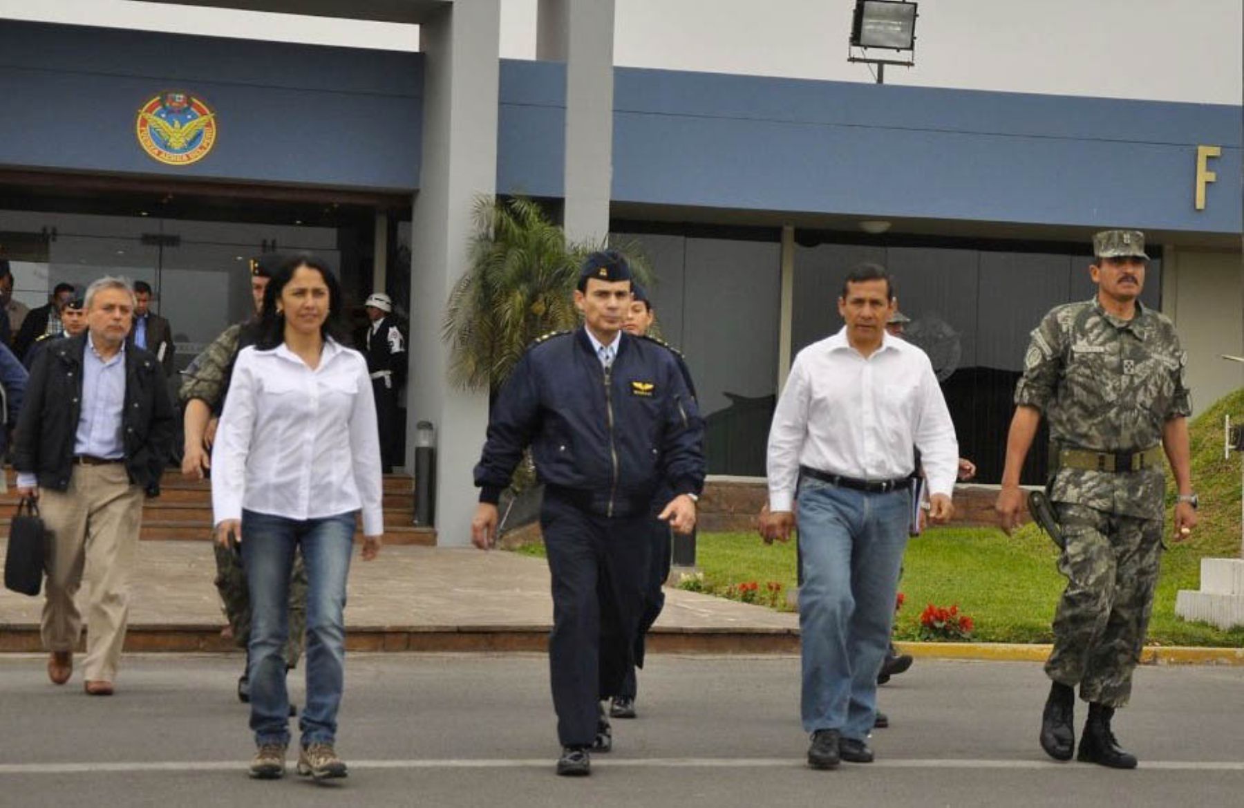 El presidente  de la República, Ollanta Humala, junto a la Primera Dama, Nadine Heredia, viajó esta mañana a región Loreto para cumplir diversas actividades. Foto: ANDINA/Prensa Presidencia.