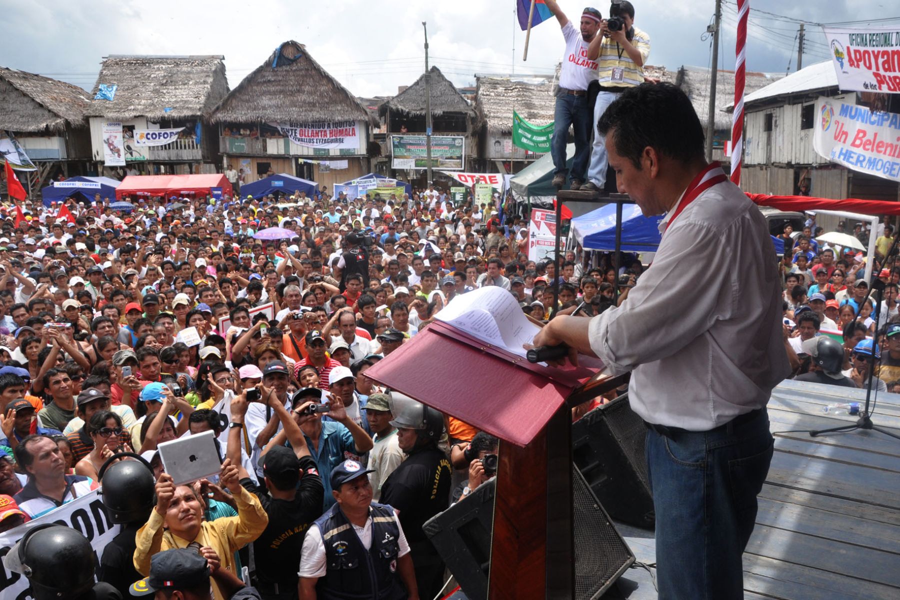 Presidente de la República, Ollanta Humala, derogó ley que promovía transvase del rio Marañon y Huallaga a proyectos fuera de región Loreto. 
Foto ANDINA/Presidencia de la República