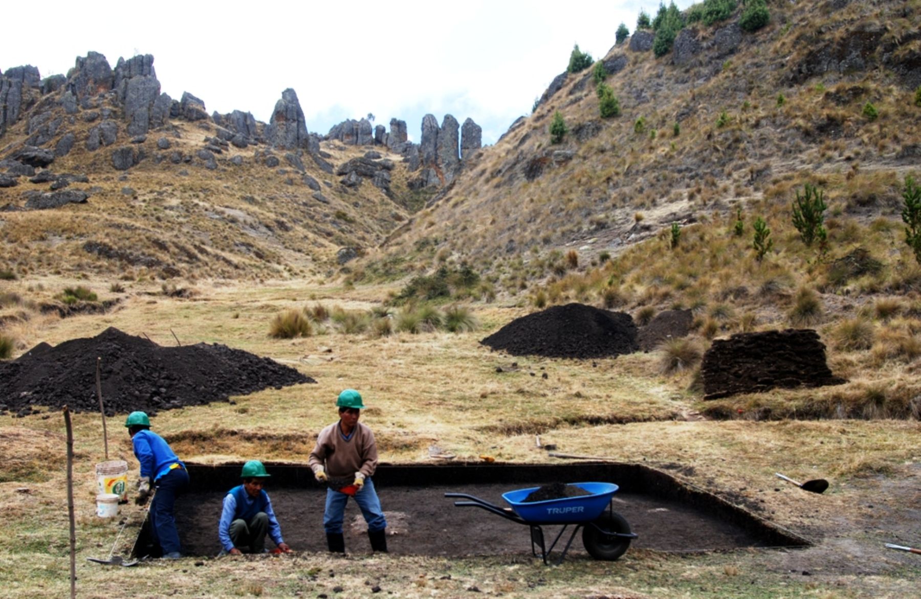 Trabajos de investigación en centro arqueológico de Cumbe Mayo, en Cajamarca. Foto: ANDINA/Eduard Lozano.