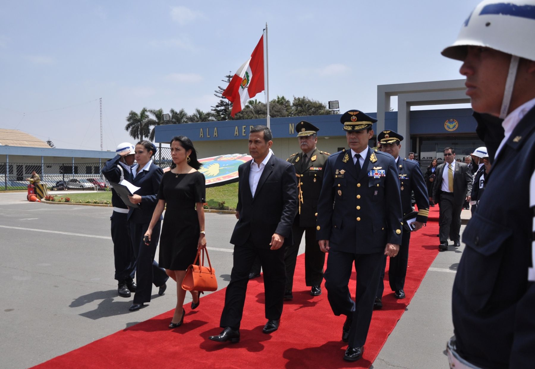Presidente Ollanta Humala Tasso viaja a Paraguay para participar en Cumbre Iberoamericana y reunión de la Unión de Naciones Suramericanas. Foto: ANDINA/Prensa Presidencia.