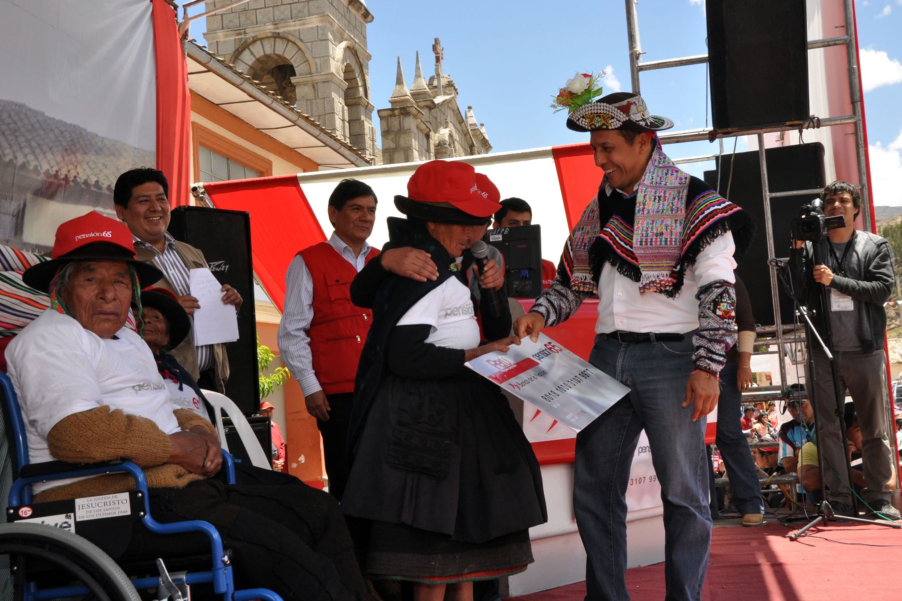 Presidente de la República Ollanta Humala lanza Pensión 65 en el distrito de Yauli,  departamento de Huancavelica. Foto: ANDINA/Prensa Presidencia