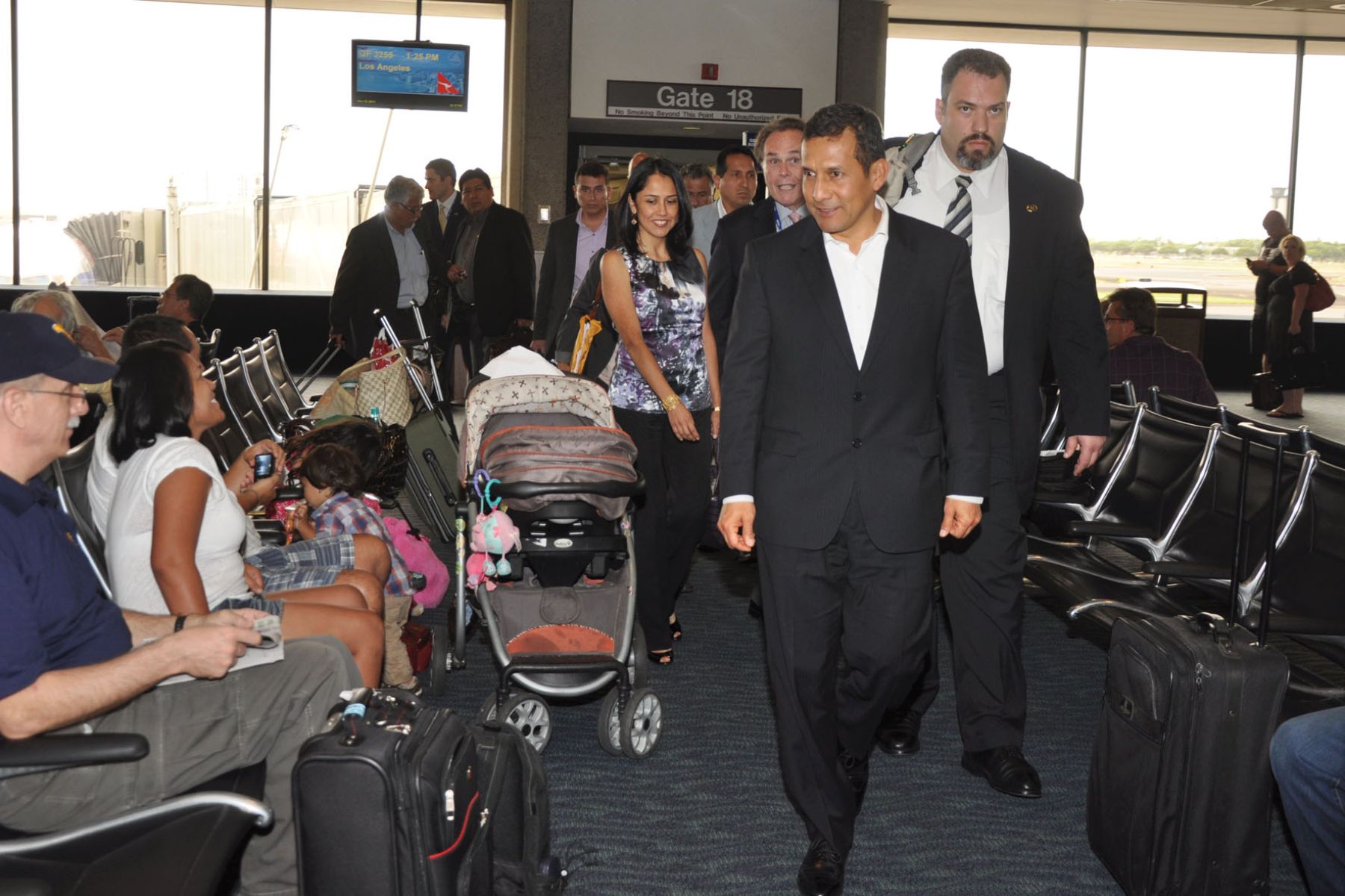 Presidente de la República, Ollanta Humala, llegó a Hawai  para participar en XIX Reunión de Líderes  del Asia Pacífico.
 Foto: ANDINA/ Prensa Presidencia.