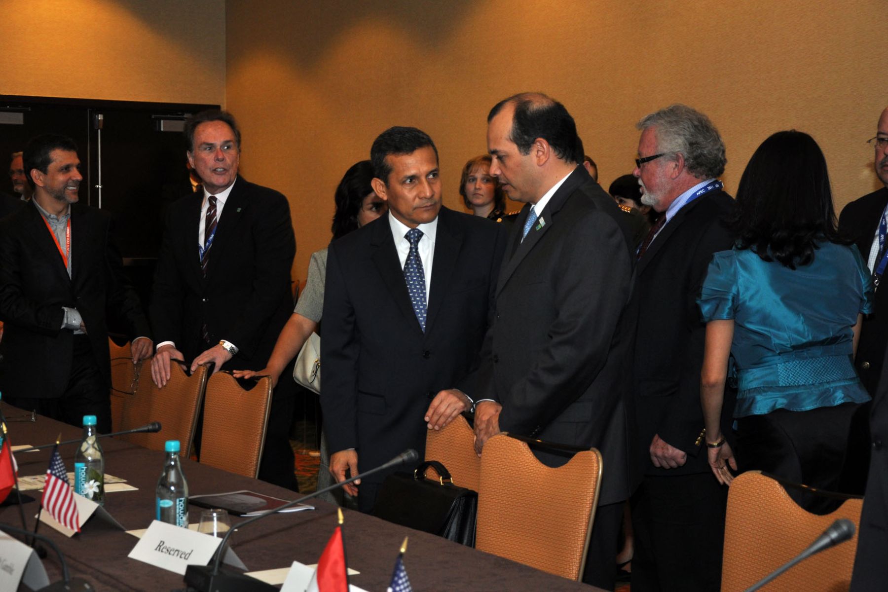 El presidente de la República, Ollanta Humala Tasso, llegó hoy a Honolulú, Hawai a fin de participar en la XIX Cumbre de Líderes del Foro de Cooperación Económica Asia Pacífico (APEC) y sostener diversas reuniones de trabajo.Foto Andina/Prensa Presidencia