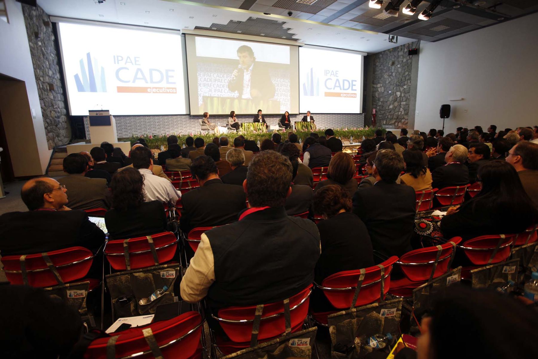 Se dio inicio a la Conferencia Anual de Ejecutivos CADE 2011 en la ciudad de Cusco.
Foto: ANDINA/Luis Iparraguirre