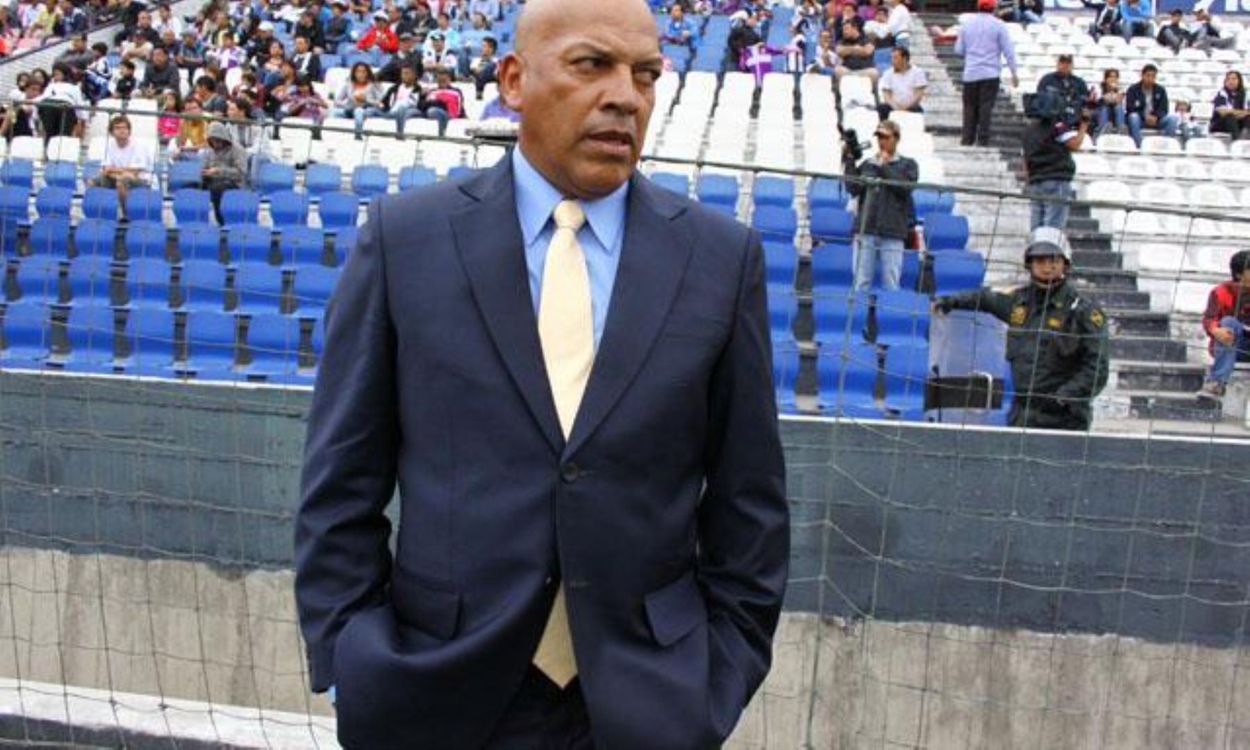 Roberto Mosquera fue presentado como entrenador de Sporting Cristal.