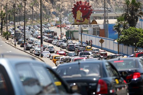 Big data ayudará a diseñar un reordenamiento del tráfico de las ciudades, a fin de prever congestionamientos. Foto: ANDINA/Héctor Vinces