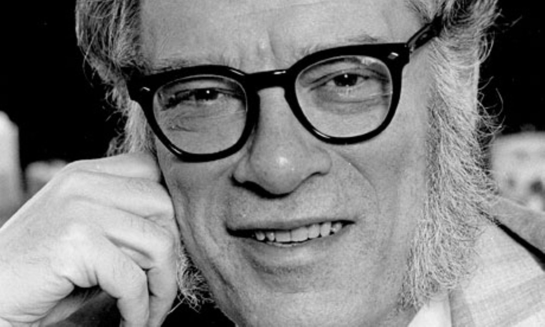 Recuerdan nacimiento de escritor ruso Isaac Asimov | Noticias | Agencia  Peruana de Noticias Andina