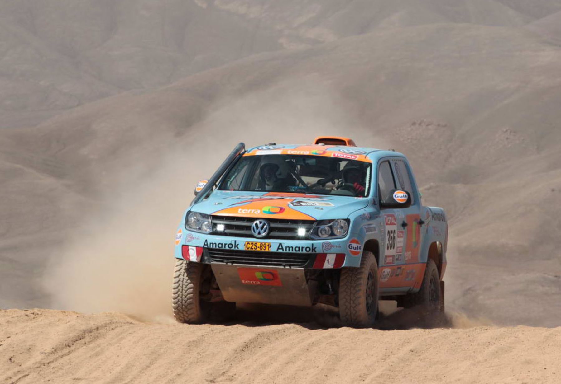 Piloto peruano Fernando Ferrand durante su participación en el Dakar 2012.
 Foto: ANDINA/ Difusión.