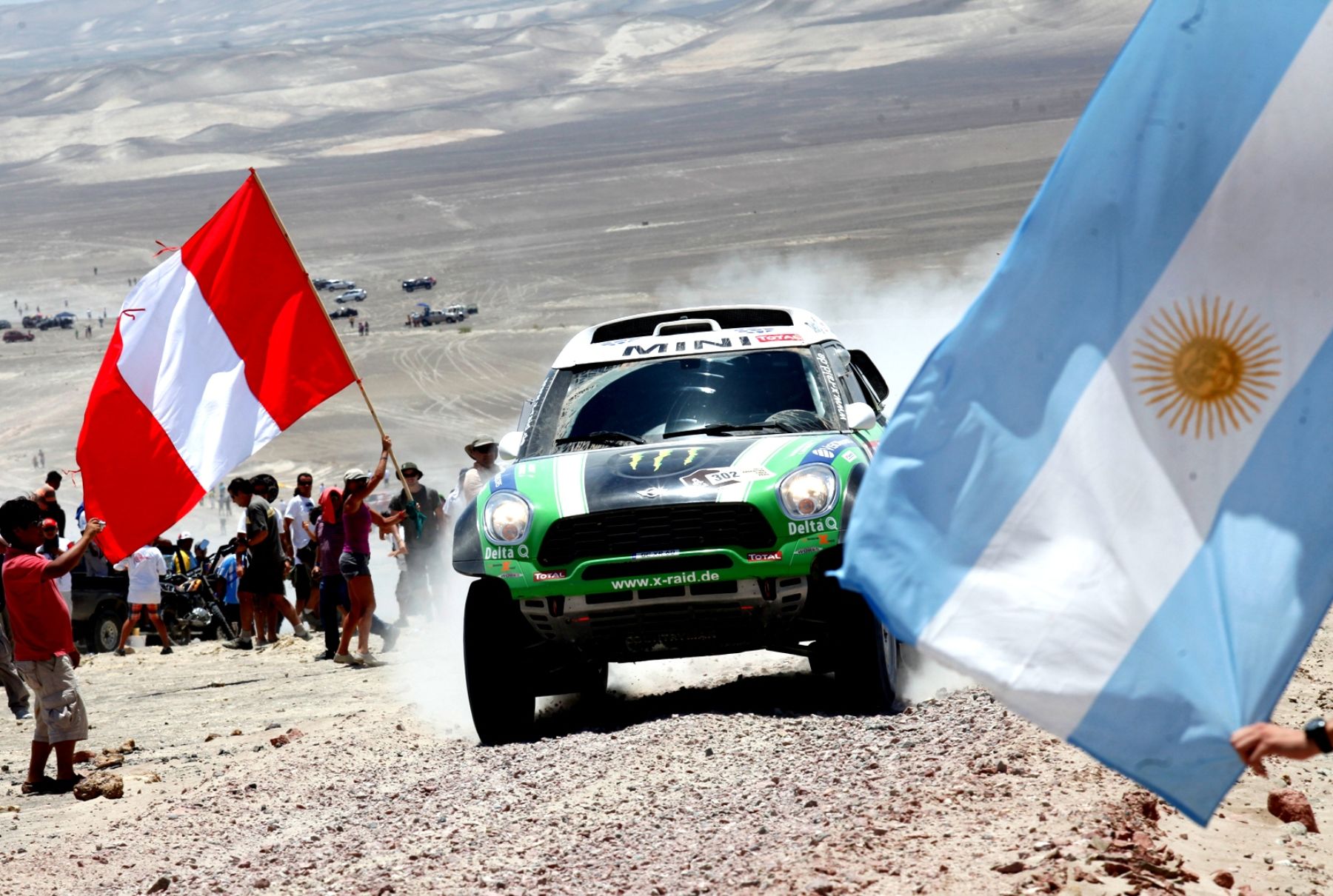 Corredor Stéphane Peterhansel durante la etapa del Rally Dakar 2012 el día de hoy.

Foto: ANDINA/Juan Carlos Guzmán Negrini.