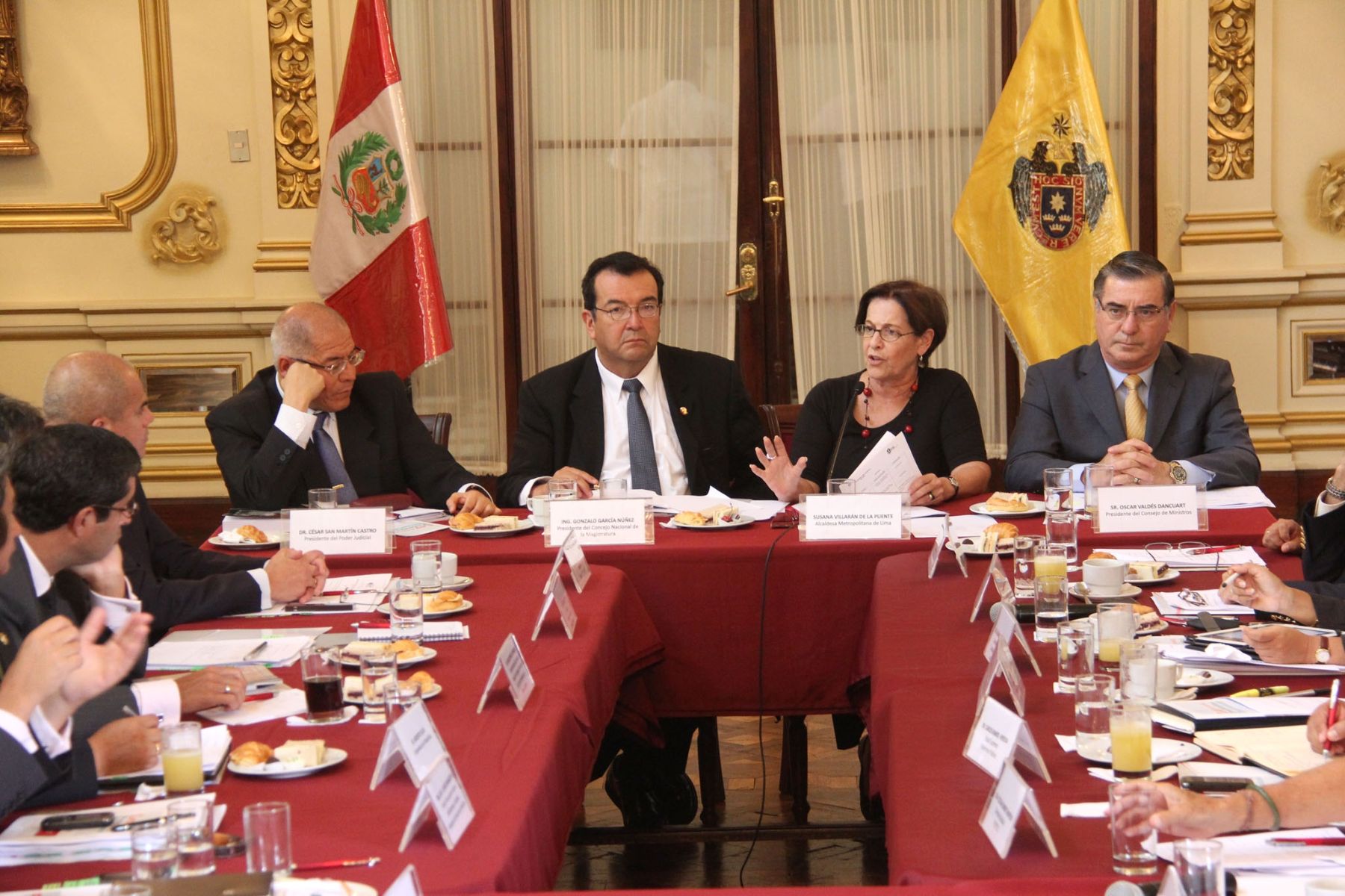 Alcaldesa Susana Villarán participa en la undécima sesión de la Comisión de Alto Nivel Anticorrupción. Fotos: ANDINA/Municipalidad de Lima.