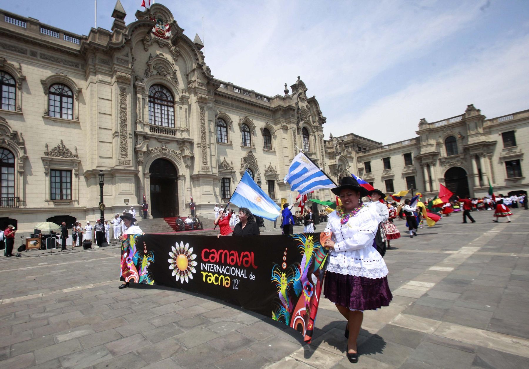 El Carnaval Internacional de Tacna fue lanzado desde Palacio de Gobierno