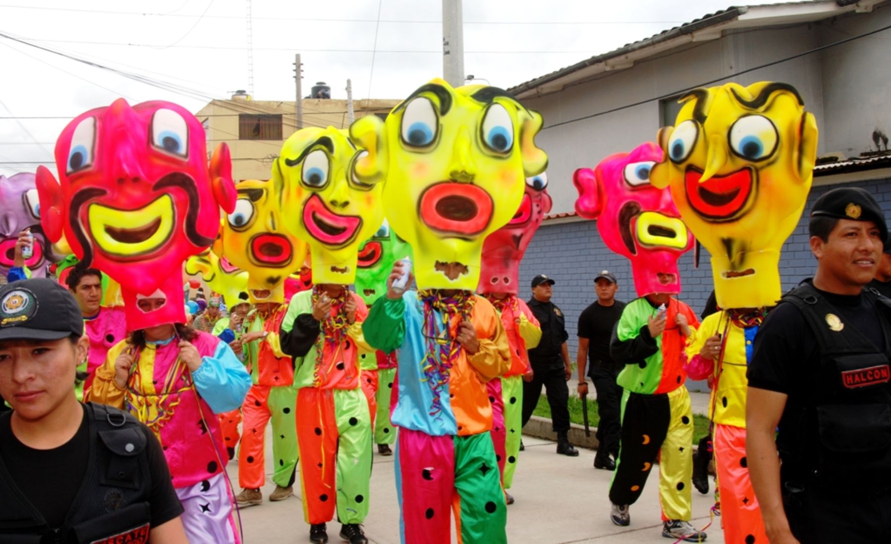 "Cabezones" del carnaval de Cajamarca. Foto: ANDINA/Archivo/Eduard Lozano.