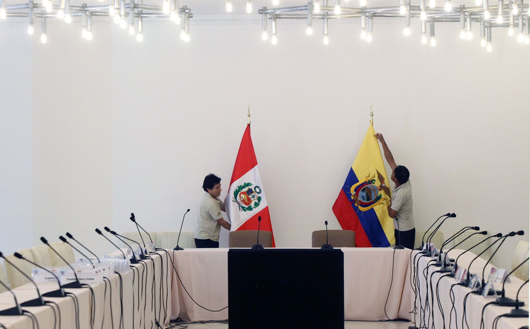 Ya estan listos los ambientes donde se realizará el día de mañana la V Reunión de Gabinete Binacional entre Perú y Ecuador, en el Gran Hotel Chiclayo.
Foto:  ANDINA/ Carlos Lezama.