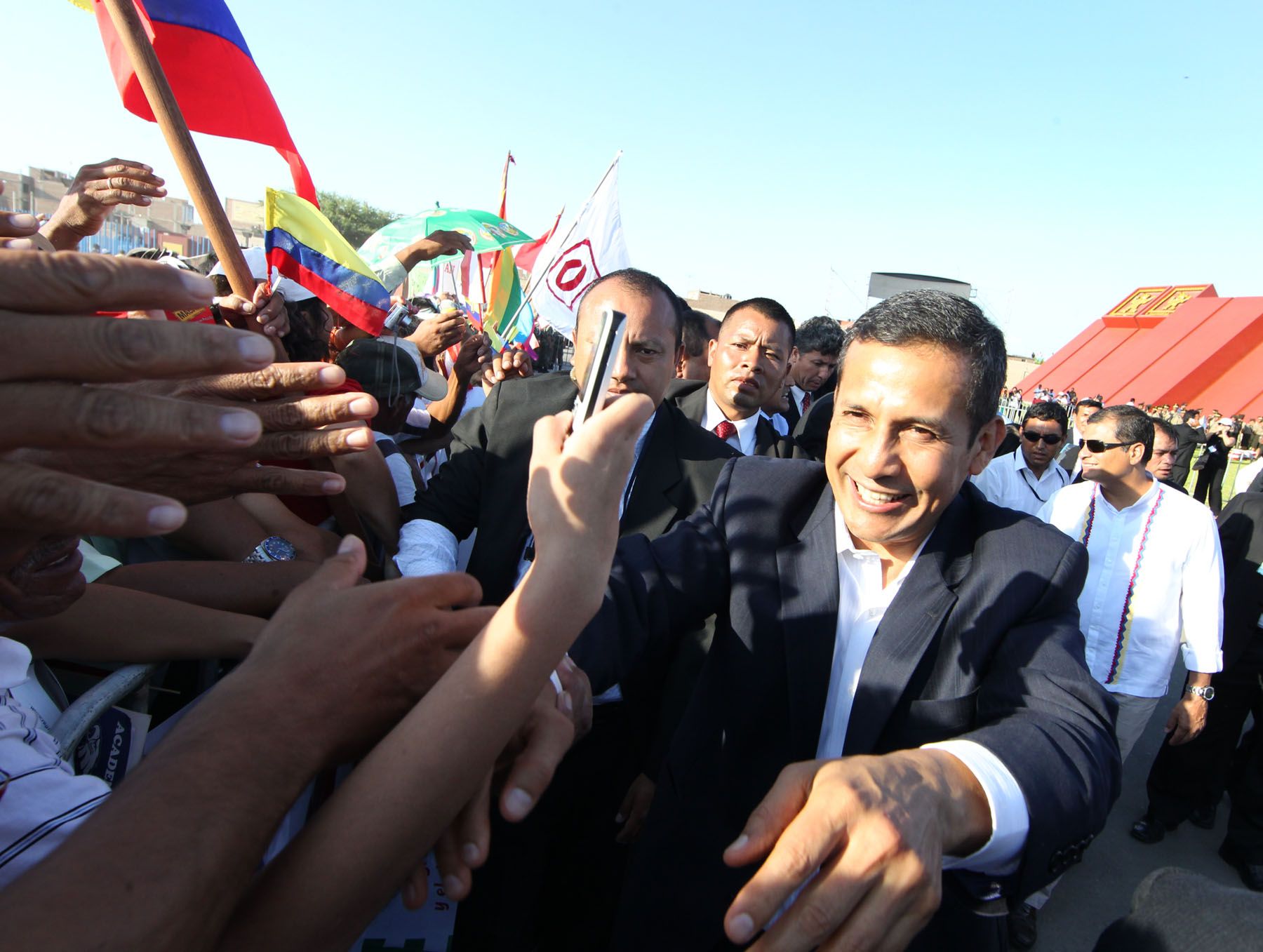 El Presidente de la República Ollanta Humala, junto a su homólogo de Ecuador, Rafael Correa, en el museo Tumbas reales de Sipan, en la ciudad de Chiclayo.
Foto: ANDINA/ Carlos Lezama.