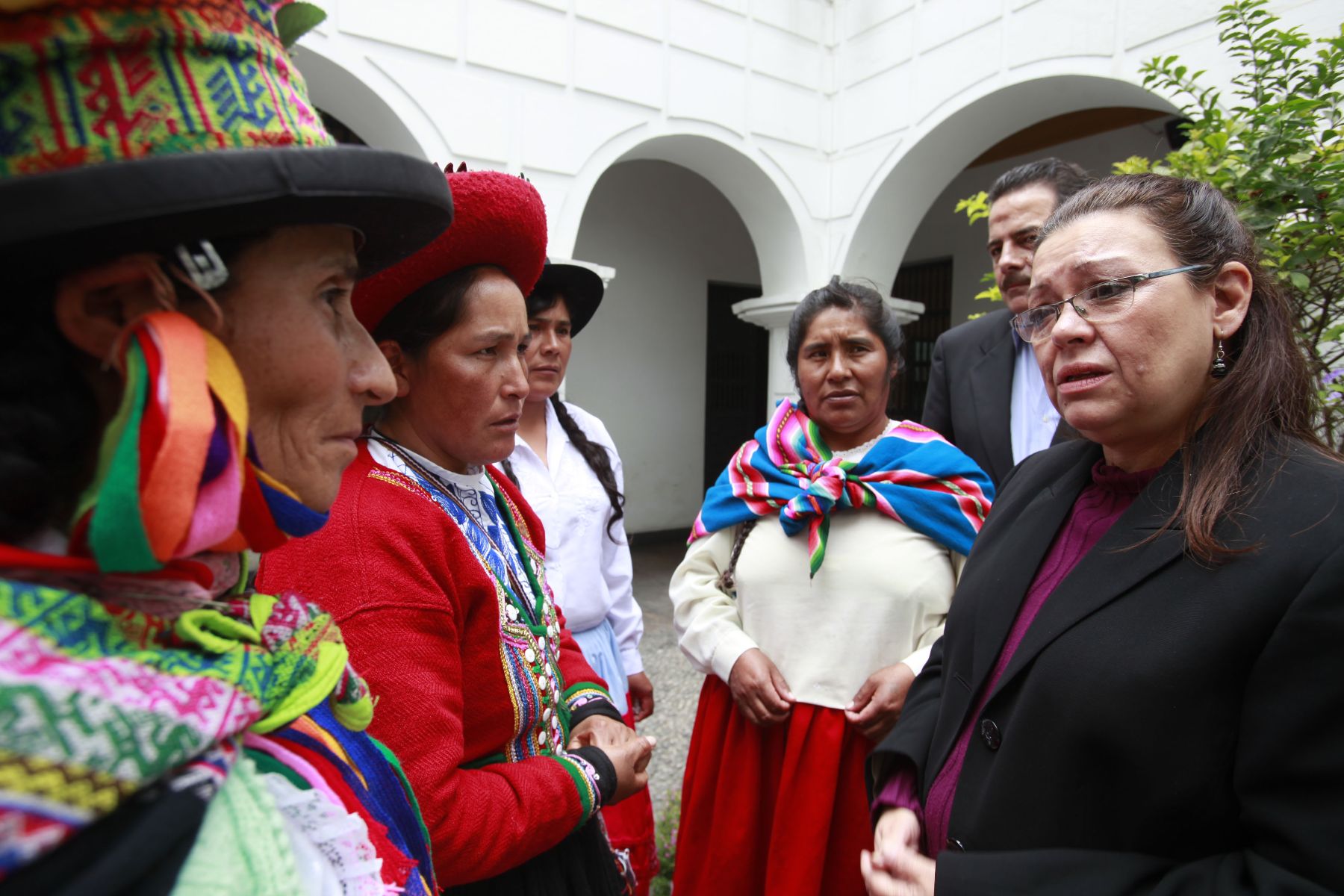 Ministra de Desarrollo Social de Guatemala, Lucy Lainfiesta, recoge experiencias de lucha contra la pobreza en Perú. Foto: ANDINA/Oscar Farje.