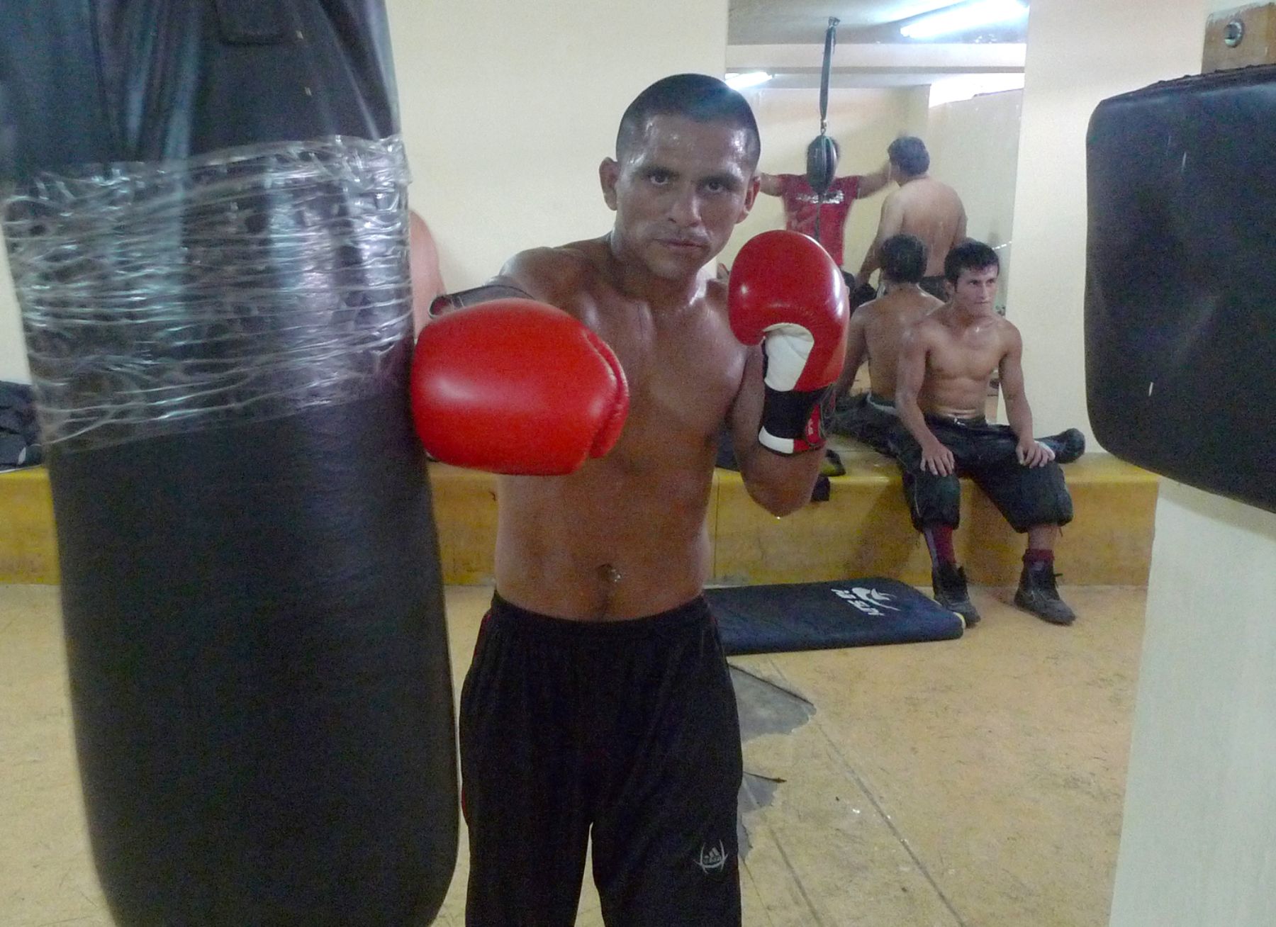 Entrevista al boxeador peruano Alberto "Chiquito" Rosell. Foto: ANDINA/Álvaro Pineda.
