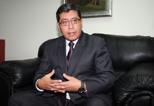 Iván Lanegra, secretario general de la asociación civil Transparencia. Foto: ANDINA/Héctor Vinces.