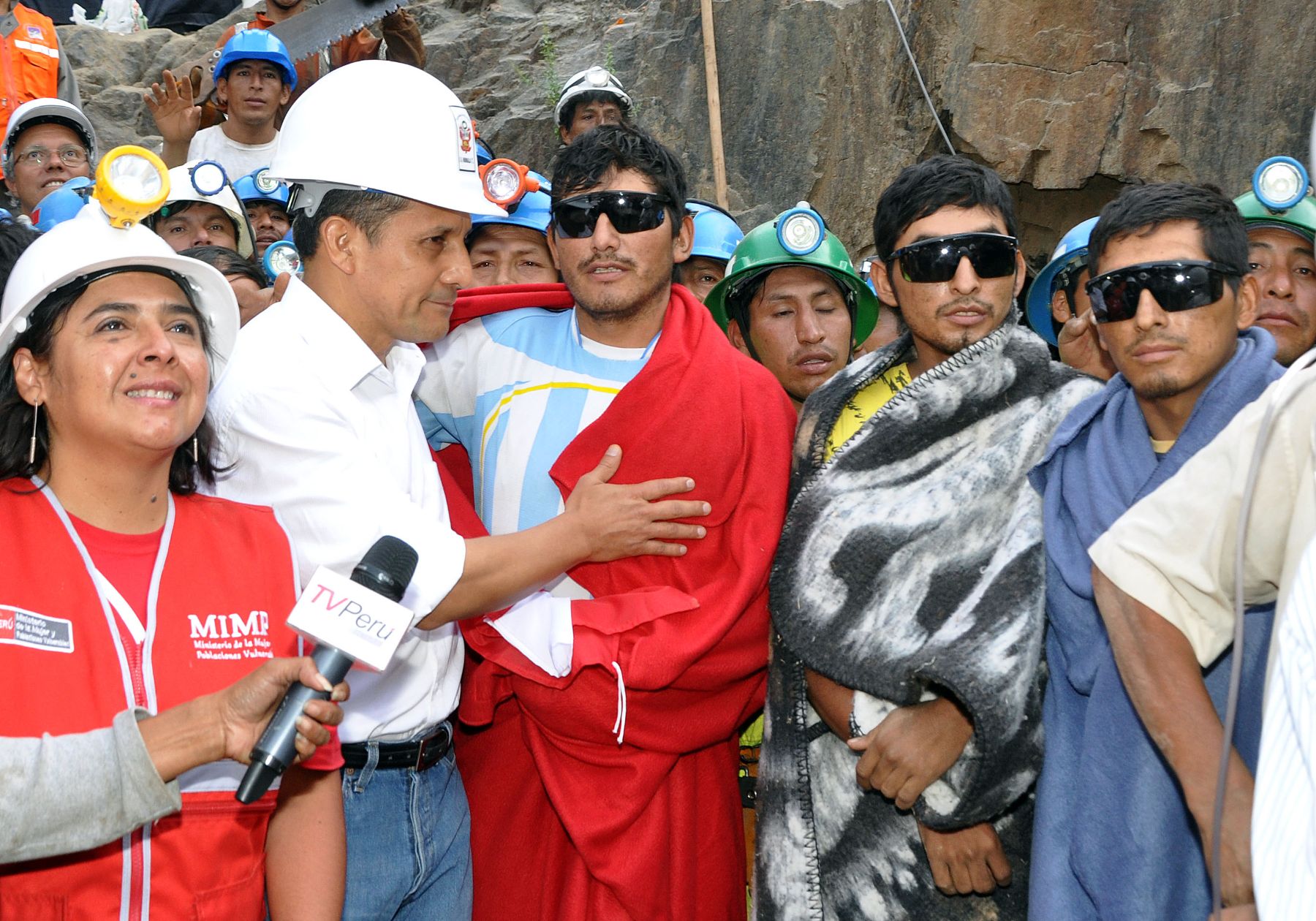 Presidente Ollanta Humala participó en exitoso rescate de mineros en mina " Cabeza Negro" en Ica.
Foto: ANDINA/Prensa Presidencia