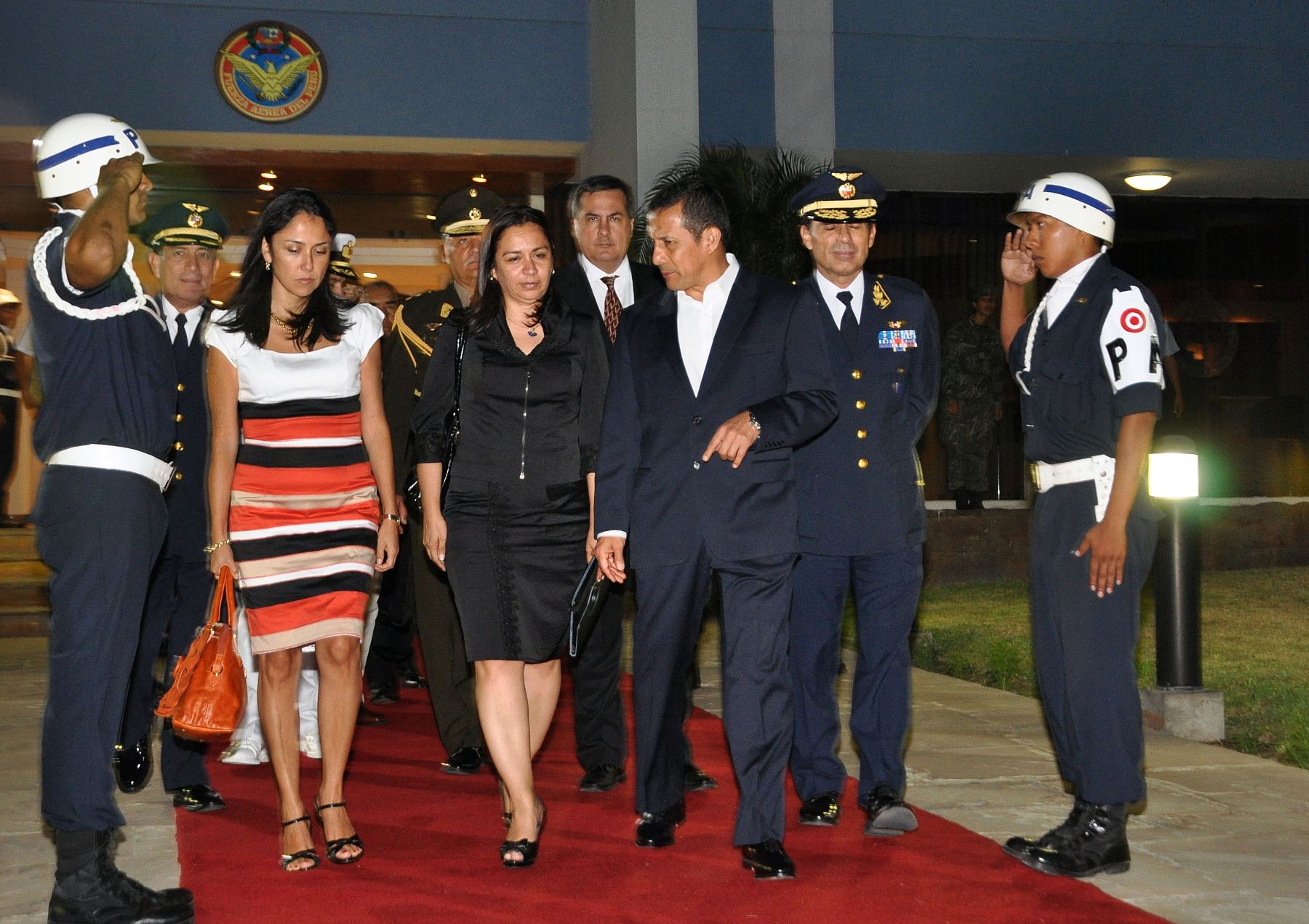 Presidente Ollanta Humala Tasso partió esta noche del Grupo Aéreo N 8 para participar en la VI Cumbre de las Américas en Colombia
Foto: ANDINA/ Prensa Presidencia.