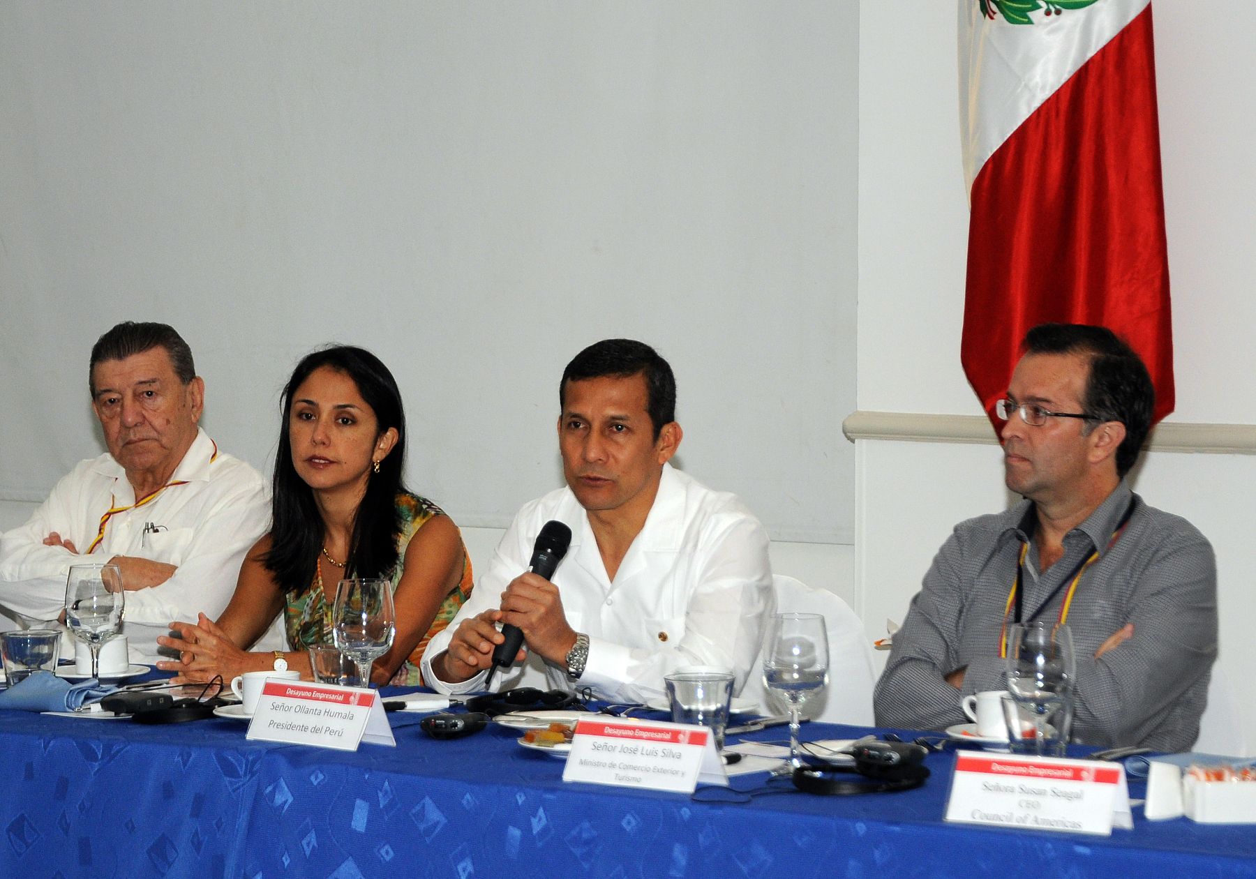 El presidente Ollanta Humala inició sus actividades en la Cumbre de las Américas en Cartagena, con su participación en un Desayuno Empresarial realizado en el Salón Cartagena del Hotel Caribe. Foto: ANDINA/Prensa Presidencia
