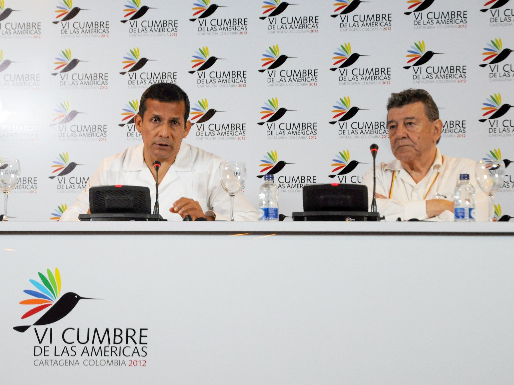 Presidente  del  Perù Ollanta Humala Tasso  y Canciller Rafael Roncagliolo. en conferencia de prensa, en el marco de la Cumbre de las Americas  2012 en Cartagena Colombia.
Foto: ANDINA/Prensa Presidencia