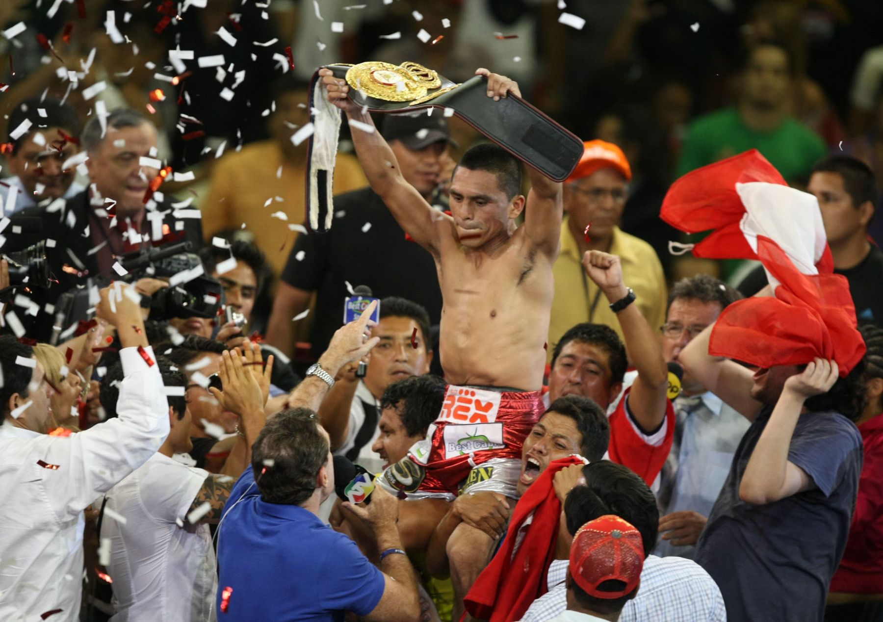 Peruano Alberto Rossel se consagró hoy campeón mundial de boxeo Noticias Agencia Peruana de