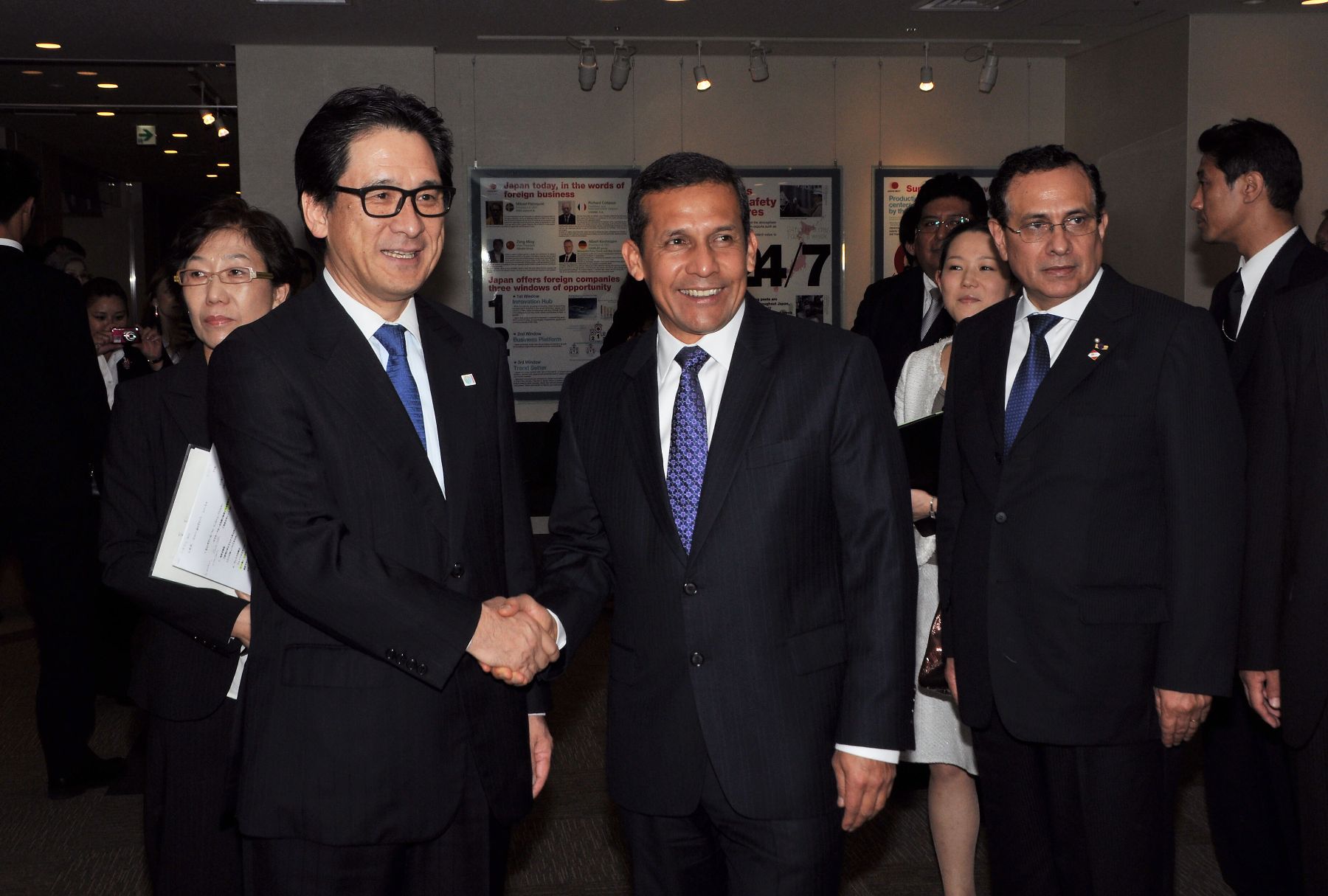 Presidente de la República, Ollanta Humala Tasso, inauguró un "Road Show" de promoción de Inversiones, convocado por la Organizaciòn Japonesa de Comercio Exterior (JETRO).

Foto: Andina/Presidencia de la República