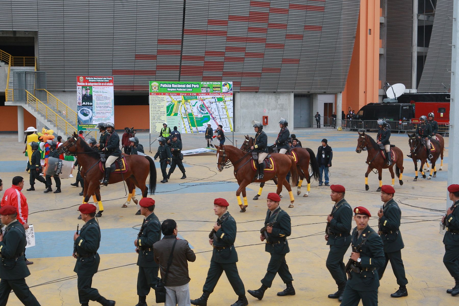 Seguridad en el Estadio Nacional  Foto: ANDINA/Norman Córdova