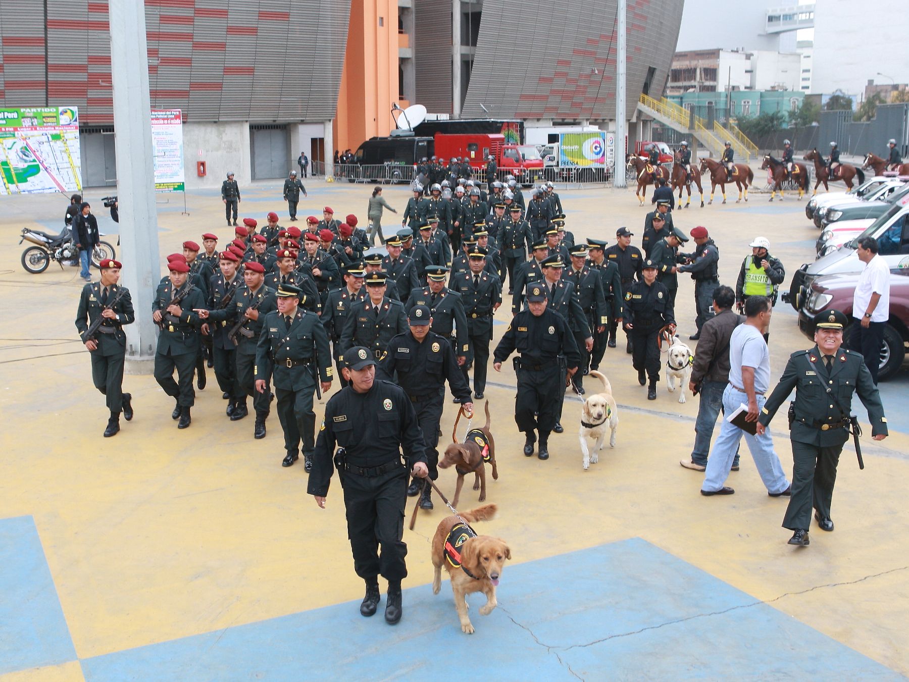 Seguridad en el Estadio Nacional.  Foto: ANDINA/Norman Córdova