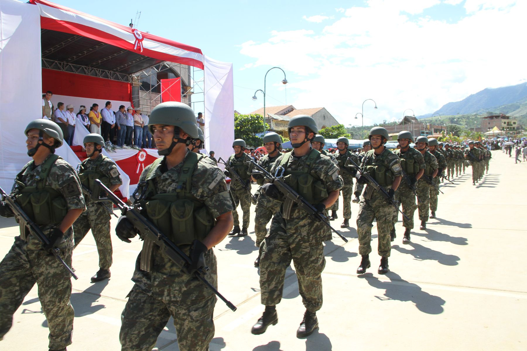 El presidente del Consejo de Ministros, Óscar Valdés, presentó hoy el nuevo programa de intervención en el Valle del Río Apurímac y Ene, que incorpora a los distritos del valle del Mantaro y que en adelante se identificará como VRAEM. Foto: ANDINA/PCM