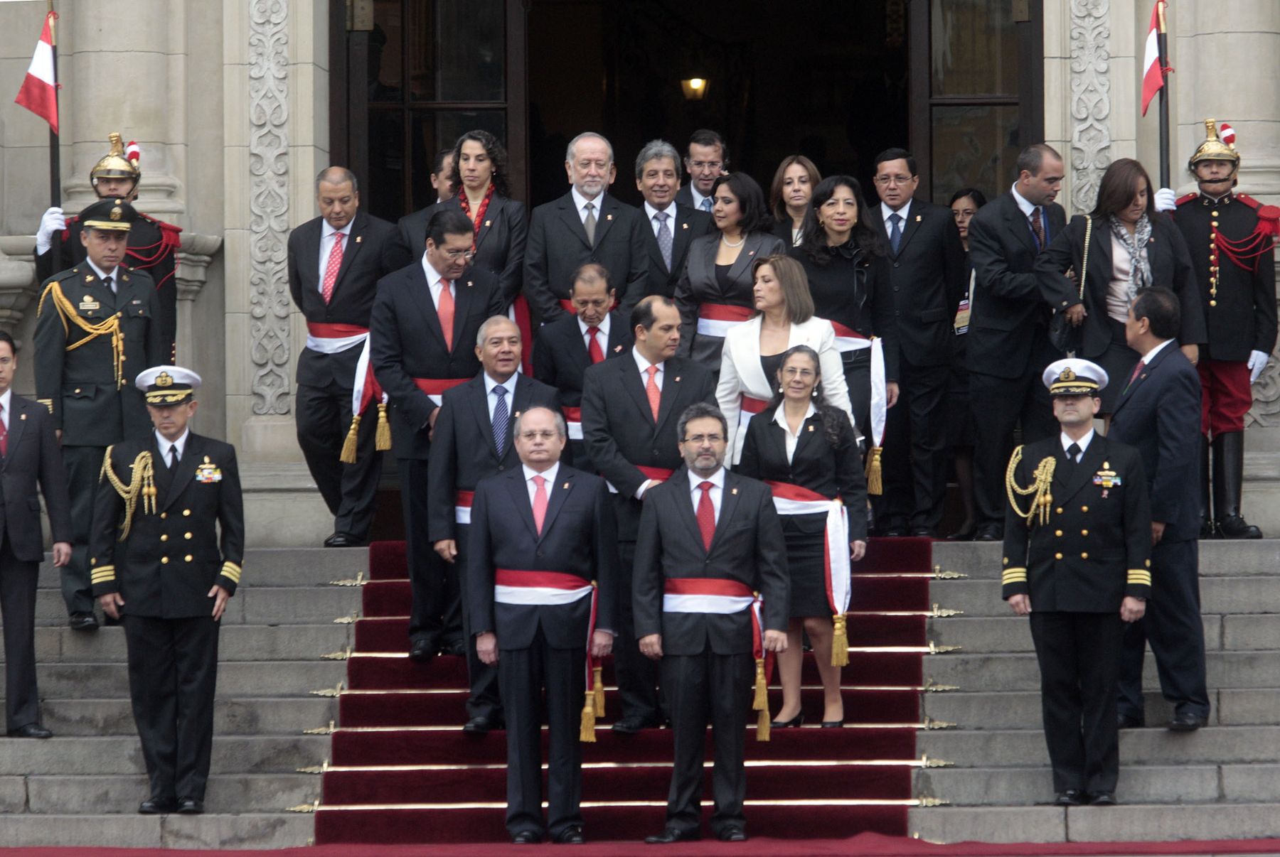 Ministros de estado a su salida de Palacio de Gobierno.Foto: ANDINA/Jack Ramón.