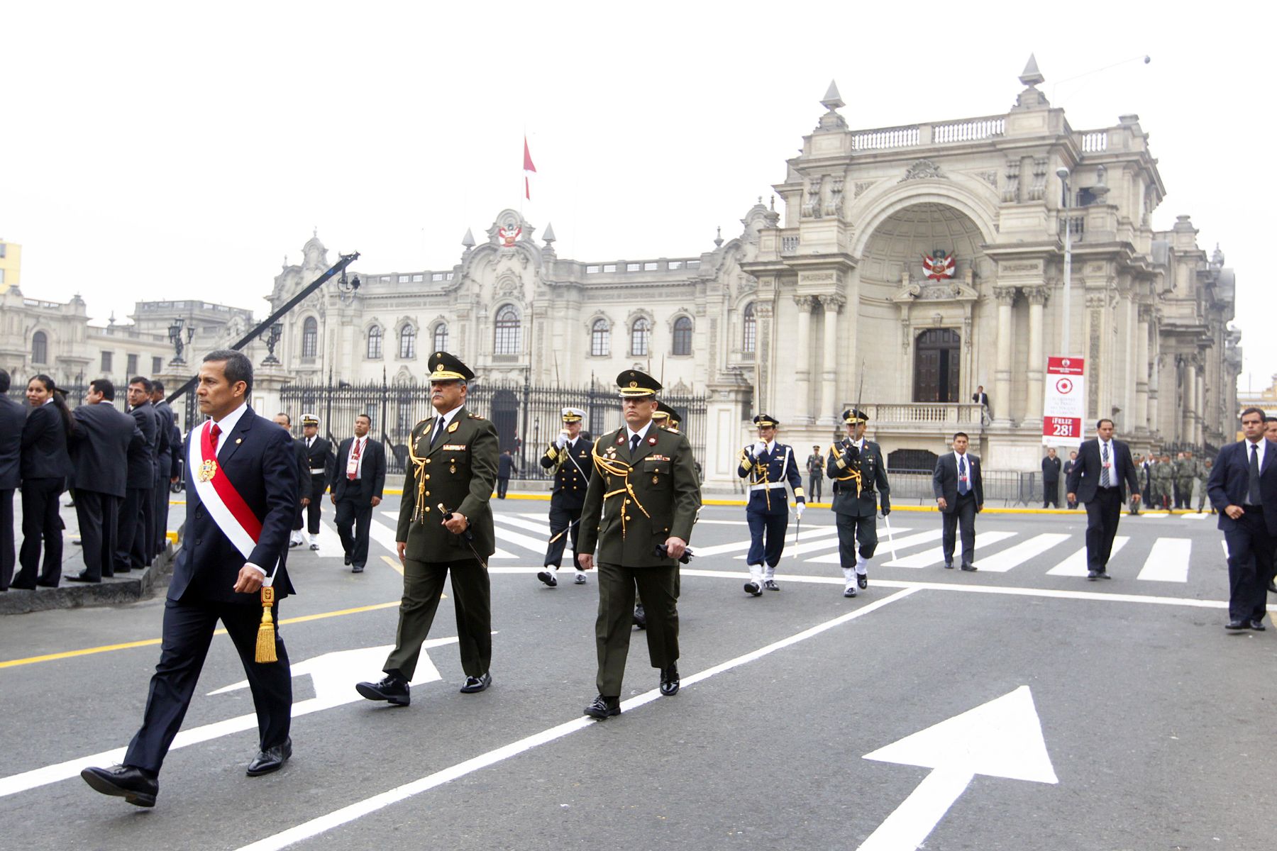 Jefe de estado Ollanta Humala a su salida de Palacio de Gobierno.

Foto: ANDINA/Luis Iparraguirre