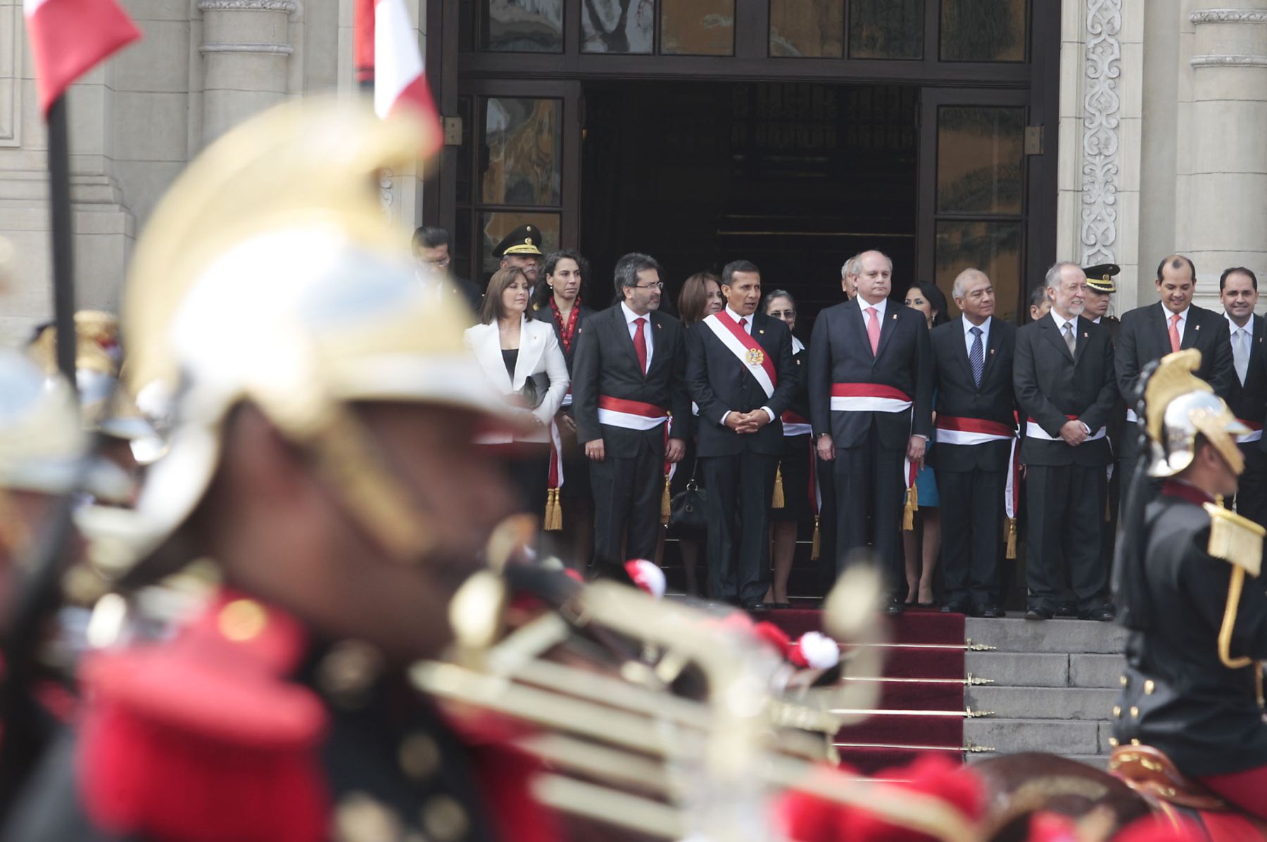 Jefe de estado Ollanta Humala junto a su Gabitete llegan a Palacio de Gobierno.Foto: ANDINA/Jack Ramón