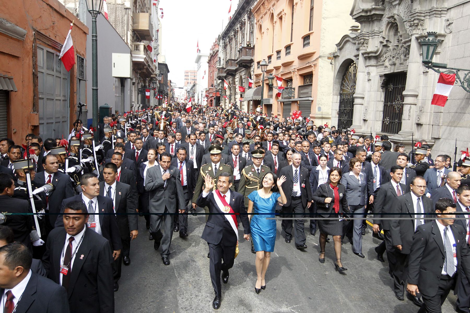 Presidente Ollanta Humala rumbo a Palacio de Gobierno.Foto: ANDINA/Luis Iparraguirre