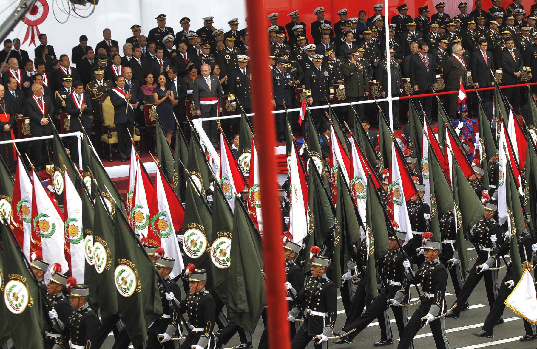 Policía Nacional Presente En Gran Parada Cívico Militar Por Fiestas ...