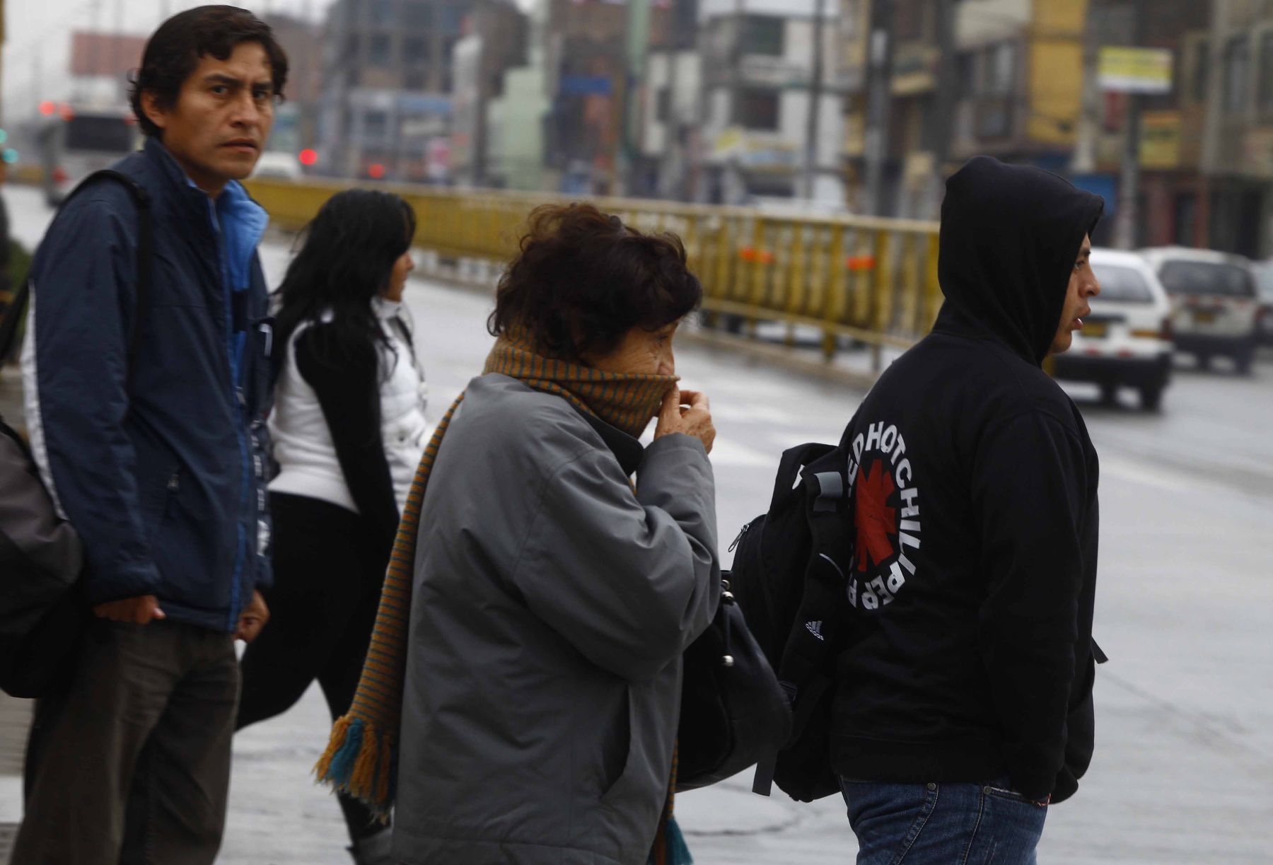 Limeños soportaron hoy el día más frío del año, según el Senamhi | Noticias | Agencia Peruana de Noticias Andina