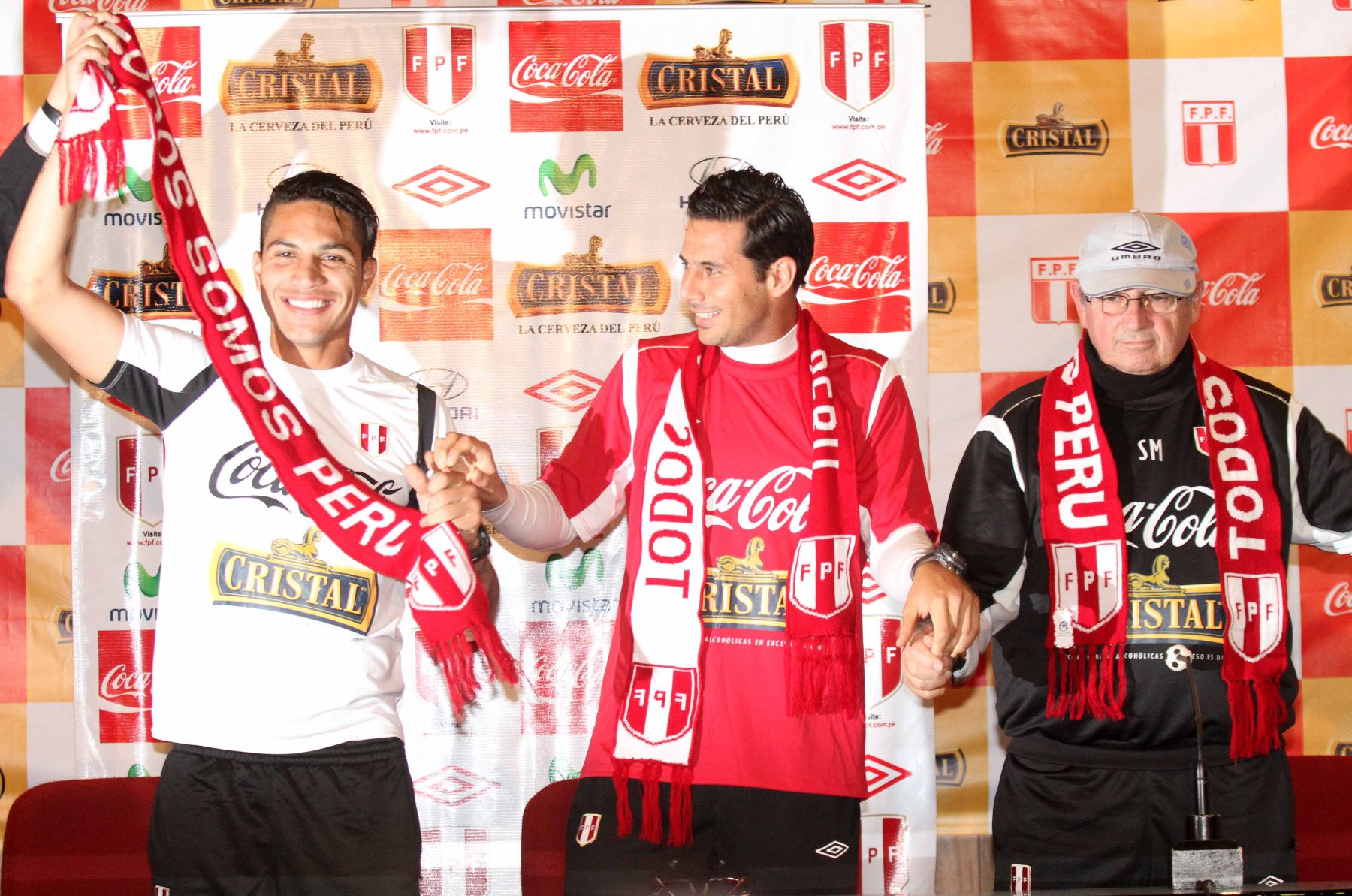 Conferencia de jugadores de la seleccion peruana de fútbol Claudio Pizarro, Paolo Guerrero y entrenador Sergio Markarian. Foto: ANDINA/Marco del Río
