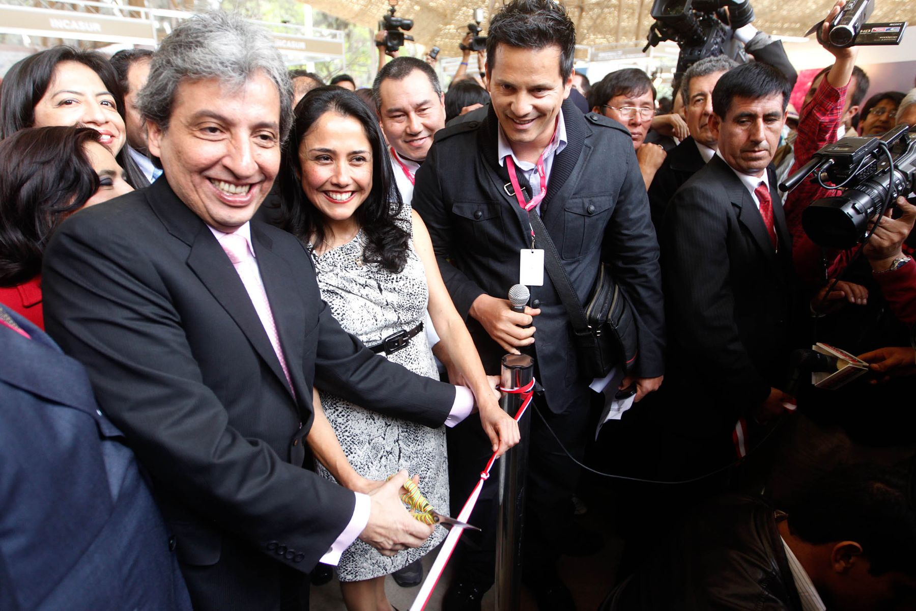 Primera Dama  de la Nación Nadine Heredia , inauguró la feria gastronómica Mistura 2012.
Foto: ANDINA/Prensa Presidencia