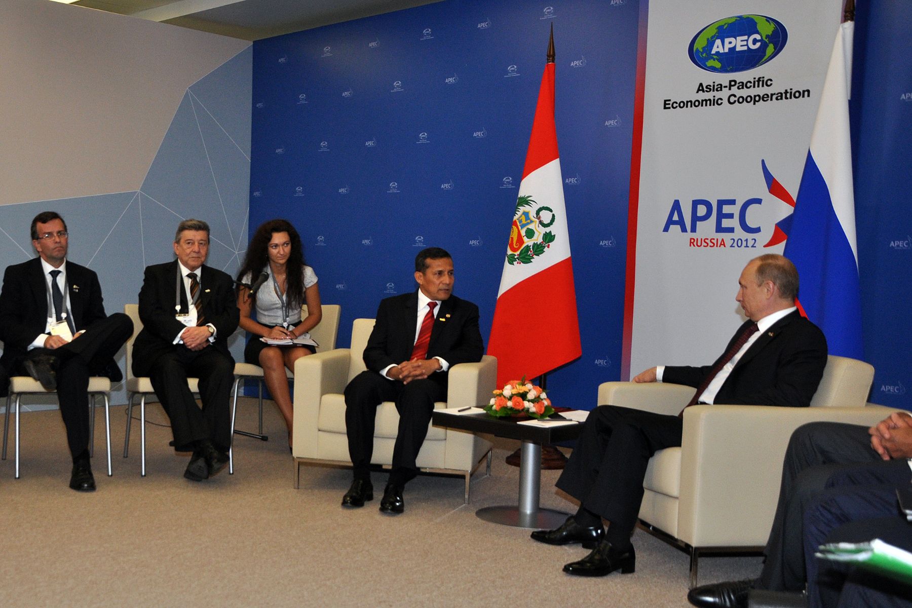 El presidente Ollanta Humala se reunió con su homólogo de Rusia, Vladimir Putin, en el marco de la XX Cumbre de Líderes del Foro de Cooperación Económica Asia–Pacífico (APEC).Foto: ANDINA/Prensa Presidencia