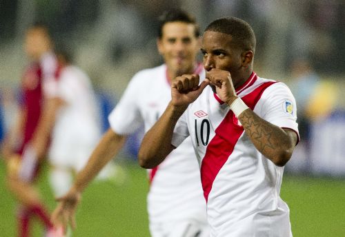 Jefferson Farfán, autor de dos goles ante Venezuela. ANDINA/Marco del Río