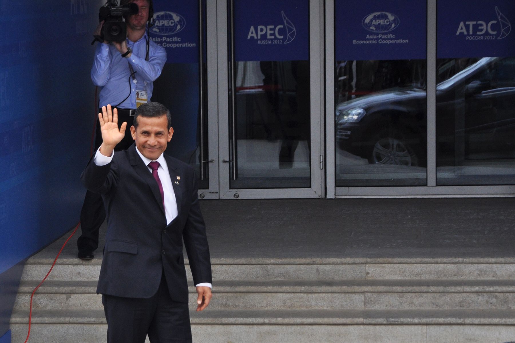 Presidente Ollanta Humala llega para participar en el primer retiro de líderes en la Cumbre APEC que se realiza en Vladivostok. Foto: ANDINA/Prensa/Presidencia.