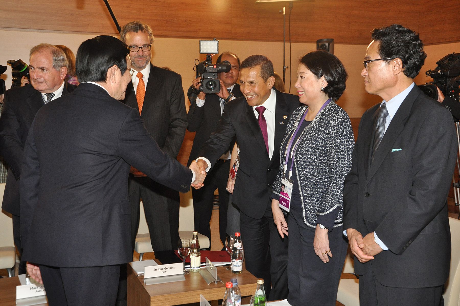 Presidente Ollanta Humala,participa en diálogo con los líderes de ABAC en el marco de la XX Cumbre APEC en Vladivostok. Foto:Andina/Prensa Presidencia.