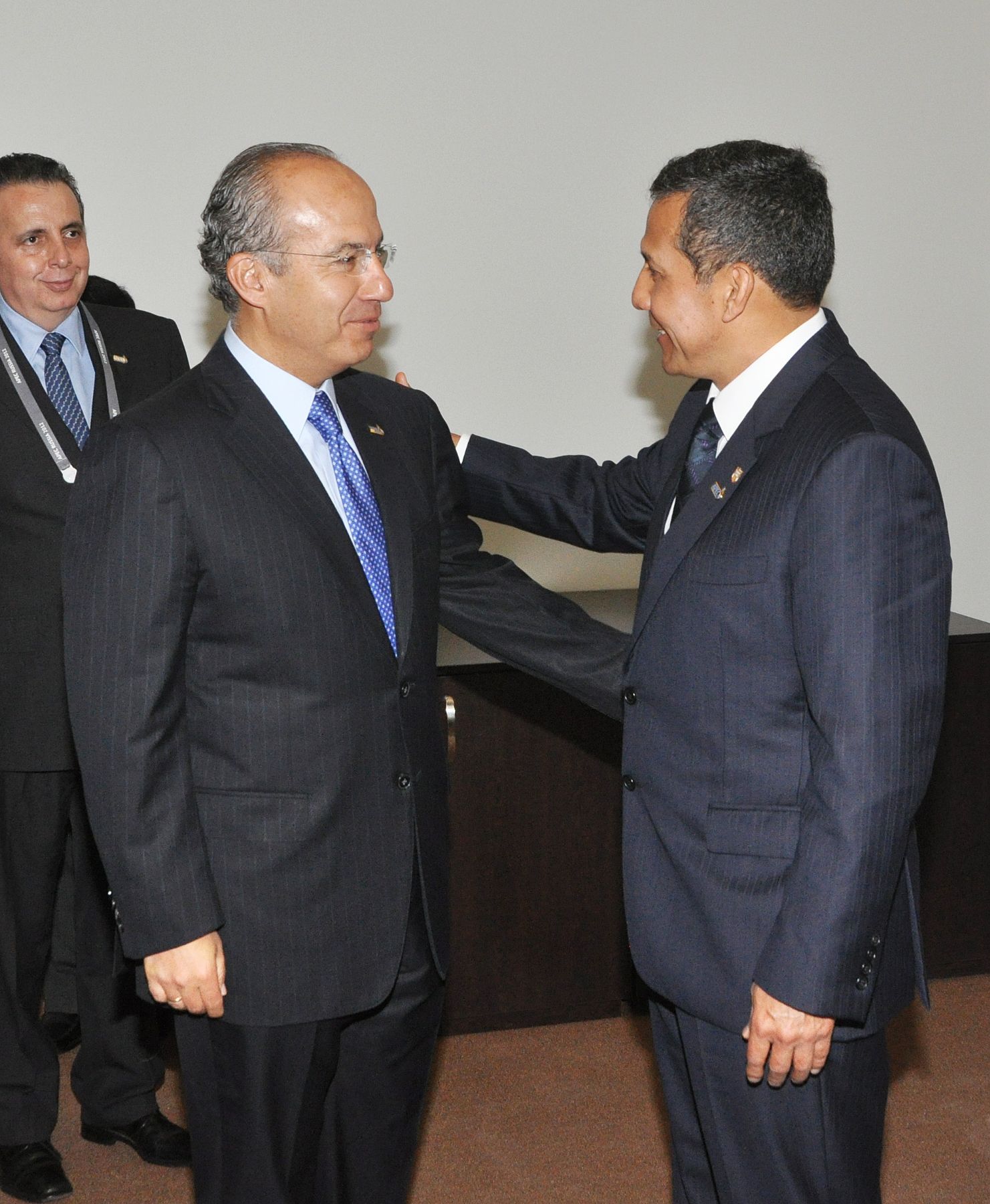 Presidente de la Republica Ollanta Humala sostuvo reunión con Fekipe  Calderon, Presidente de Mexico .En el marco de la XX Cumbre APEC en Vladivostok
.Foto: Andina/ Prensa Presidencia