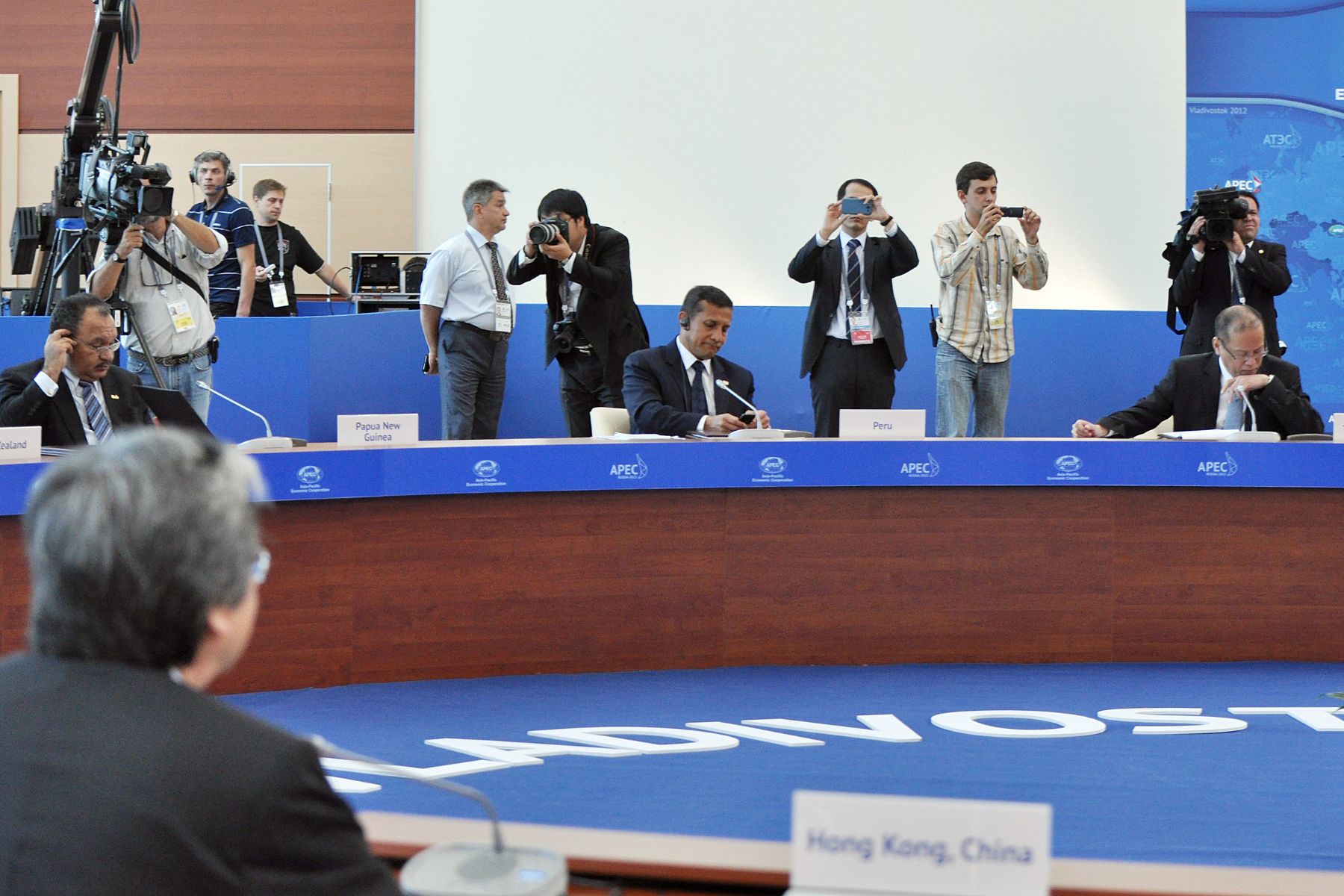 Jefe del Estado, Ollanta Humala, participó en 2da sesión de trabajo de  la XX Cumbre de líderes del APEC 2012, en Vladivostok, Rusia. Foto: ANDINA/Prensa Presidencia