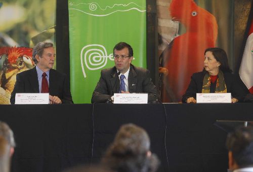 Peruvian Trade and Tourism Minister Jose Luis Silva launched the Birding Rally Challenge on Thursday. Photo: ANDINA/Oscar Farje.Foto: ANDINA/Oscar Farje