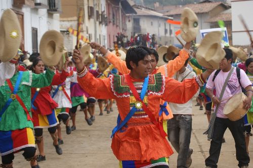 En la Contradanza se expresa parte de la historia de Huamachuco, uno de los lugares más importantes de los andes norteños. Foto: ANDINA/archivo.