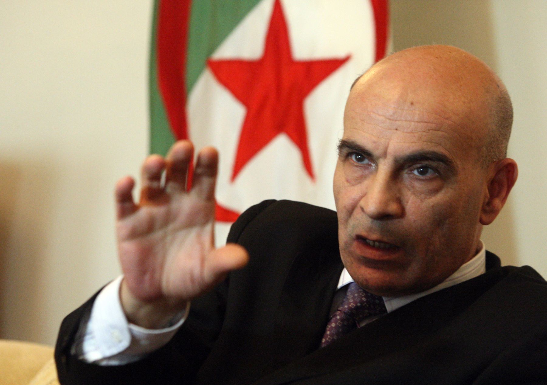 Entrevista al embajador de Argelia, Mohammed Bensabri. Foto: ANDINA/Héctor Vinces.